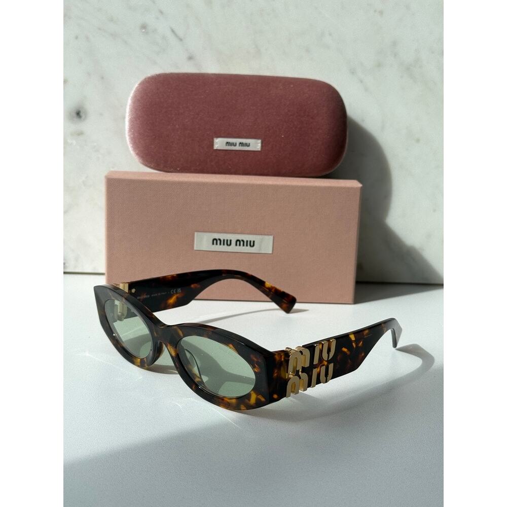NEW Miu Miu MU11WS Thick Rim Oval Sunglasses in Green Brown - Picture 2 of 7